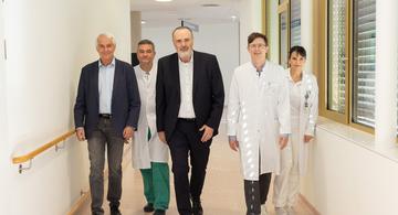 Stephan Kriwanek, Andreas Ochsenhofer, Hans Peter Doskozil, Wolfgang Dietl und Veronika Matzi in der Klinik Oberwart 