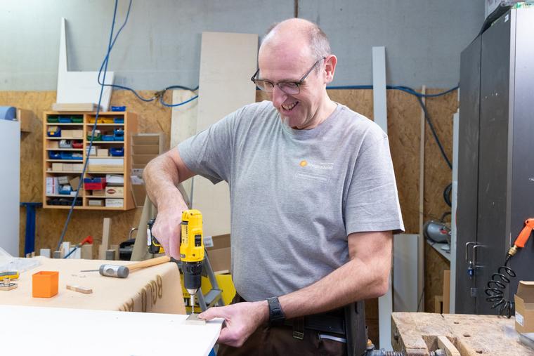 Mitarbeiter bei der Eröffnung