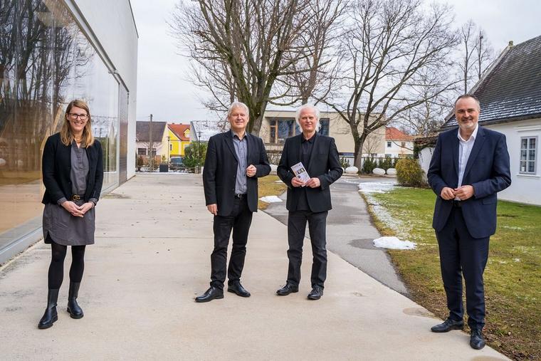 Am Foto Barbara Weißeisen-Halwax, Eduard & Johannes Kutrowatz, Landeshauptmann Hans Peter Doskozil